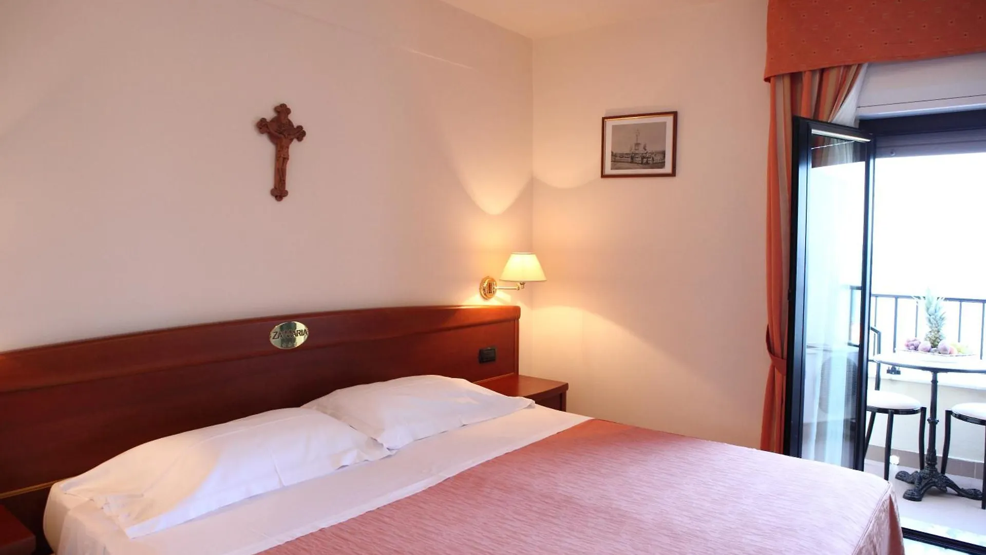 Hotel Za Maria Santo Stefano di Camastra Italy