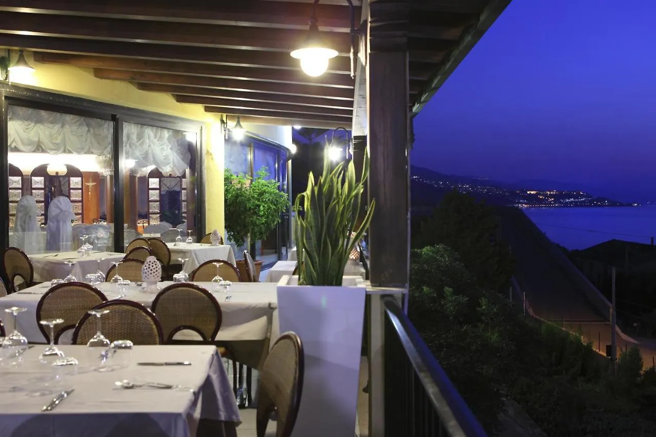 Hotel Za Maria Santo Stefano di Camastra 3*,  Italy